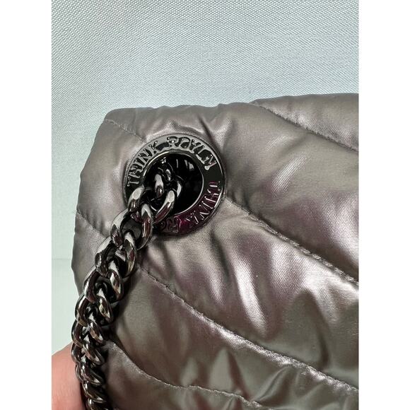 Think Royln Shoulder Bag Quilted Crossbody/Shoulder Tote Adjustable Chain Strap - Picture 13 of 16